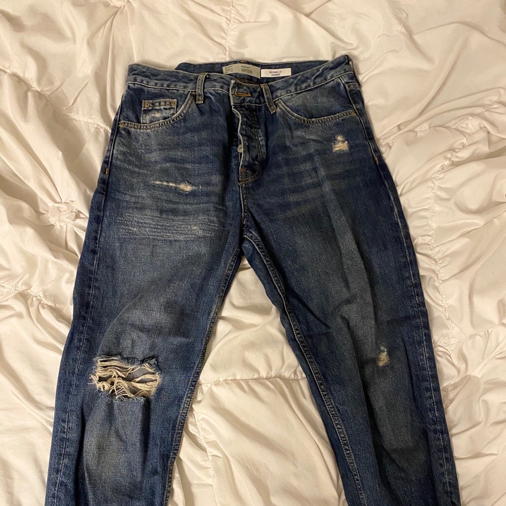 Ripped High-Waisted Boyfriend Jeans Topshop
